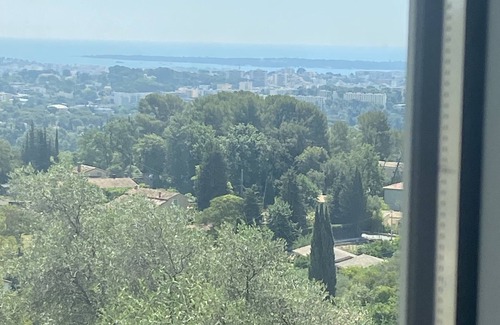 Les Baraques Villa | Villa Avec Piscine, vue les Alpes, Village de Mougins et la mer