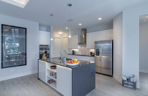 Pelican Villa | VILLA AVIVA - modern, boat-lift, large south-facing terrace with spa/pool