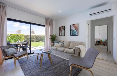 Sagres Villa | Villa Back Loop