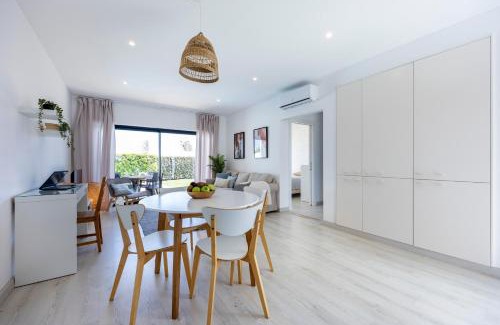 Sagres Villa | Villa Back Loop