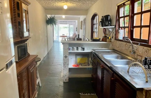 Arpoador House | Villa Bamboo Beach House