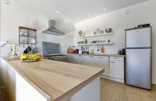 Civezza House | Villa Bionda sleeps 7 with private pool & large garden