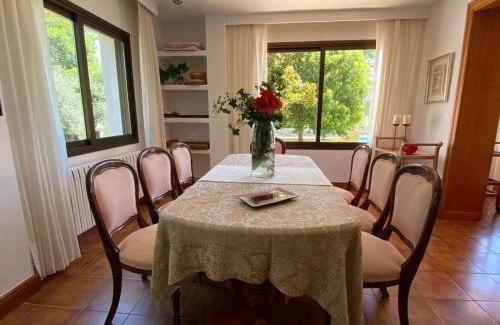Olias del Rey Villa | Villa Blanca con piscina a 15 minutos de Toledo