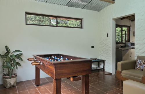 Banos de Agua Santa Villa | Villa Bossano - Familias y Amigos