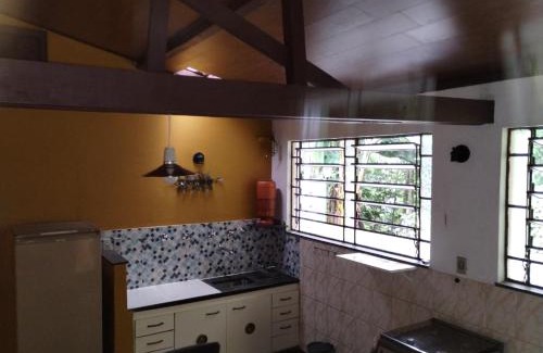 Sao Sebastiao das Aguas Claras Apartment | Villa Bottaro - Chalé amarelo