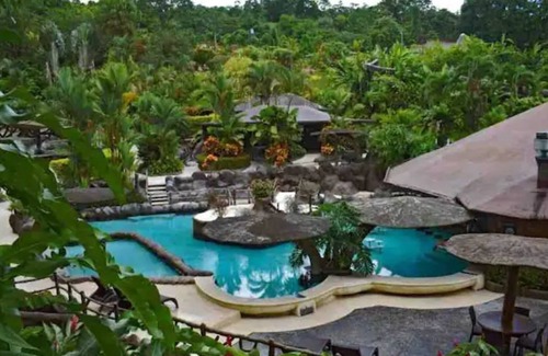 Barrio Pilo Cottage | Villa Bromelia. Un volcán en su jardín!