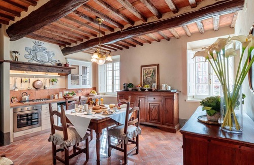 Vicopelago Villa | Villa BRUNETTA, Discover your Modern but Traditional Villa in Lucca