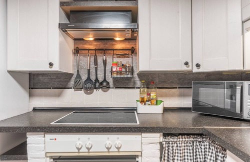 Almunecar Villa | Villa "Buganvilla" with Sea View, Pool, Whirlpool, Terraces & Garden