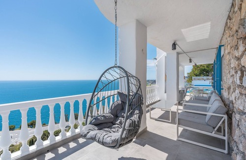 Almunecar Villa | Villa "Buganvilla" with Sea View, Pool, Whirlpool, Terraces & Garden
