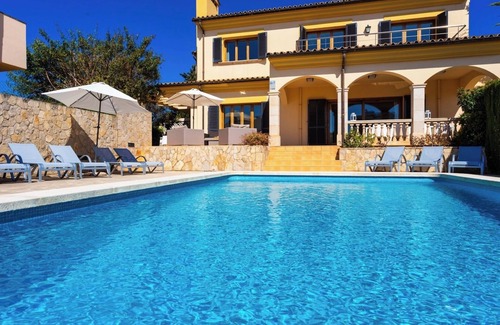 Son Servera Villa | Villa 'Ca Nostra' with Private Pool, Shared Terrace and Wi-Fi