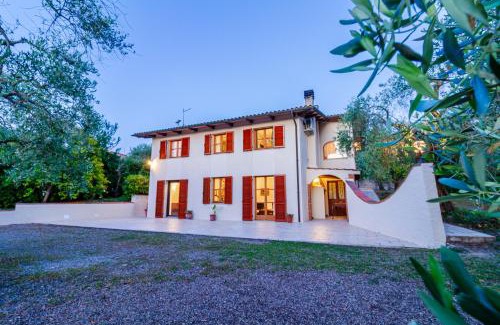 Manciano Villa | Villa Calma con idromassaggio e giardino vicino Saturnia