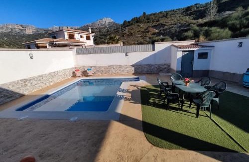 Los Villares Villa | Villa Campoamor