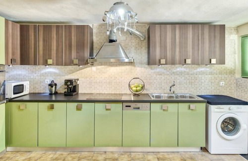 Xirokastello House | Villa Canella is situated in the beautiful and famous village Vasiliko