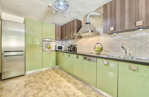 Xirokastello House | Villa Canella is situated in the beautiful and famous village Vasiliko