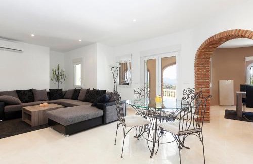 Rafol de Almunia Villa | Villa Capi by Interhome