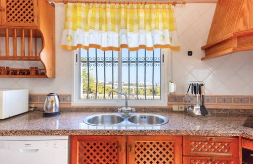 Nerja Villa | Villa Casa El Retiro with Sea View, Pool, Wi-Fi & Garden