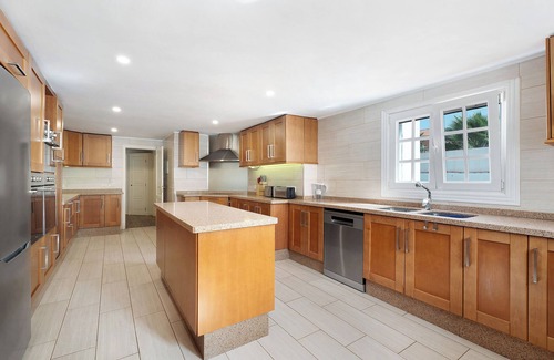 San Miguel de Abona Villa | Villa "Casa Suenos" with 2 Pools, Wi-Fi, Garden & Terrace