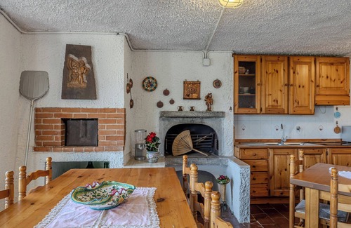 Zona XLV Castel di Guido Villa | Villa 'Caterina - Scilla' with Shared Pool, Private Terrace and Wi-Fi