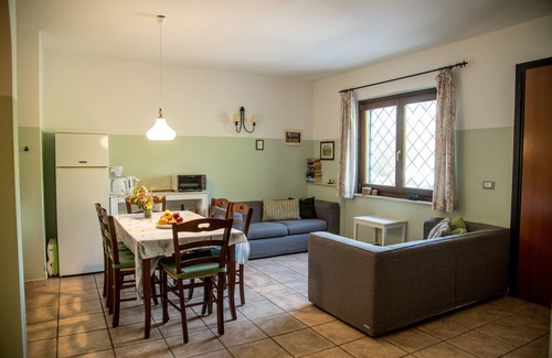 Fara in Sabina Apartment | Villa Collebelvedere - Apartament East - Home Restaurant