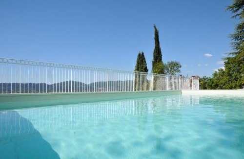 Castelnuovo Magra Villa | Villa Collina Del Sole 12 Pax by VILLASRETREATS
