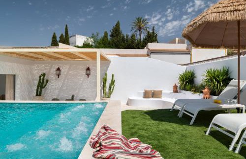 Alcala de Guadaira Villa | Villa con piscina privada salada, solárium y 3 dormitorios