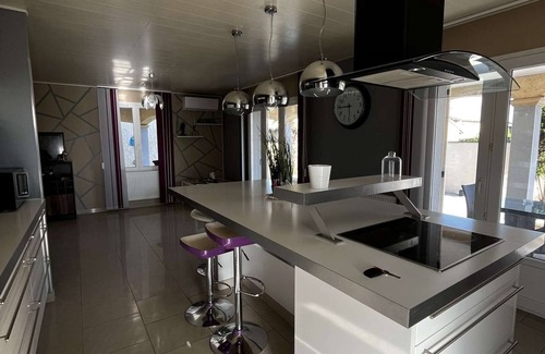 Romans-sur-Isere Villa | Villa Contemporaine Avec Piscine