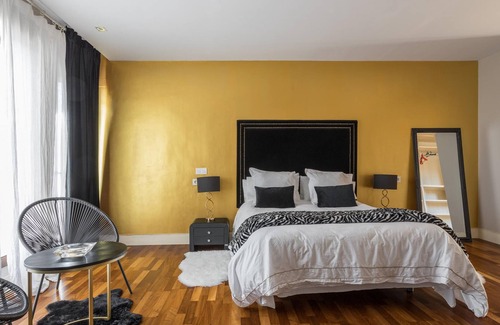 La Zubia Villa | Villa "Corasao Luxury 5 Stars" with Mountain View, Pool, Whirlpool & Garden