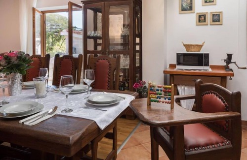 Bristivica House | Villa Dalmatica moderna by Interhome
