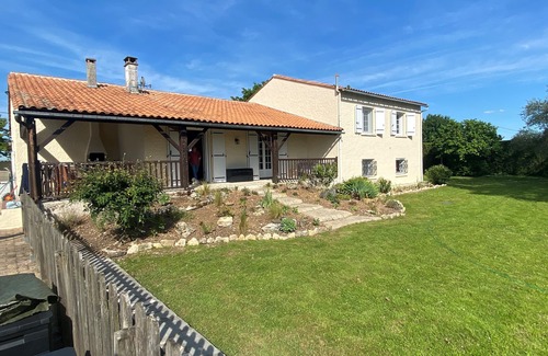 Julienne House | Villa de Charme Avec Piscine - Idéale Pour des Vacances en Famille ou Entre Amis
