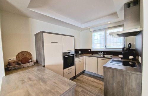 Sibiril House | Villa de la Digue, 6 people, waterfront, SPA