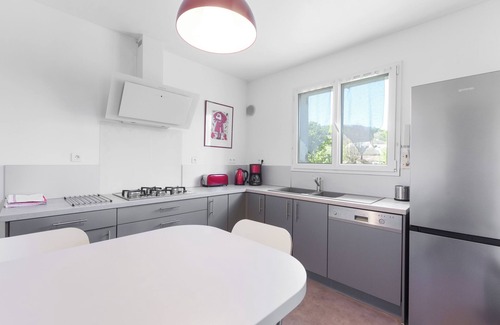 Lagarde Villa | Villa 'De La Douloustre' with Mountain View, Wi-Fi and Air Conditioning
