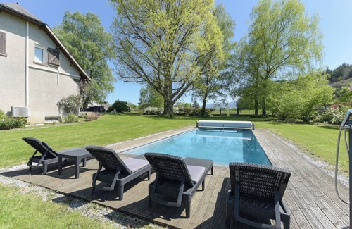 Lagarde Villa | Villa 'De La Douloustre' with Mountain View, Wi-Fi and Air Conditioning