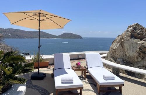 Ixtapa - Zihuatanejo Bed & Breakfast | Villa de La Roca