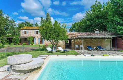 Cartoceto Villa | Villa Deda 12&2 by Marche Holiday Villas
