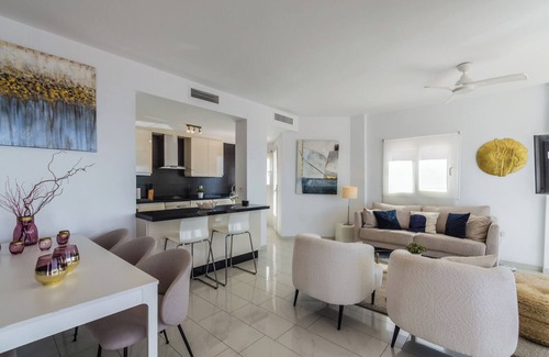 Salobrena Villa | Villa Delfín Blanca with fantastic views and private pool