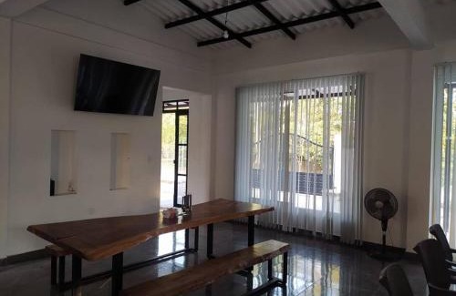 Apiay Villa | Villa Dhara