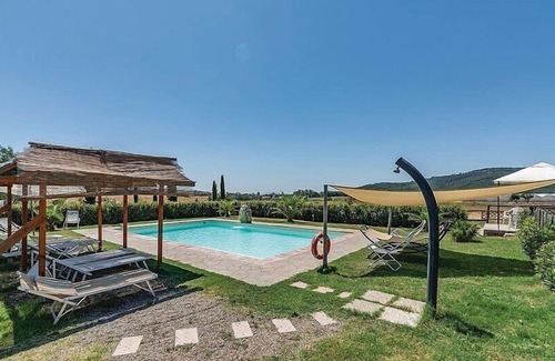 Gavorrano Villa | Villa Dicondra: A welcoming two-story villa in the characteristic style of the Tuscan countryside, with Free WI-FI.