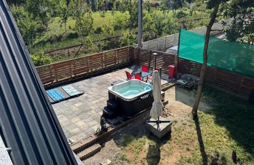 Komoran Ski Chalet | Villa Dielli Gadish