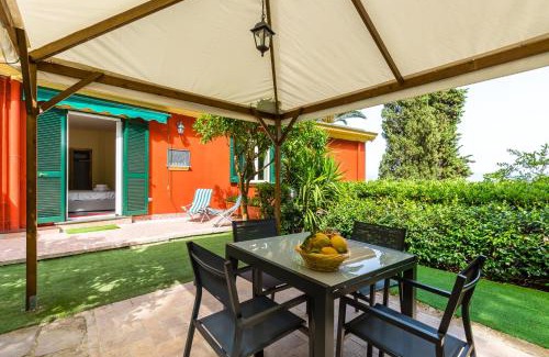 Posillipo Apartment | Villa Dolcevita with parking by Napoliapartments