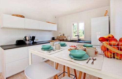 Calas de Mallorca Ski Chalet | Villa Domingos, a comfortable holiday house with a private pool and BBQ in Cales de Mallorca