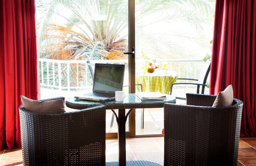 Velilla-Taramay Villa | Villa 'El Nido' with Sea View, Wi-Fi and Air Conditioning