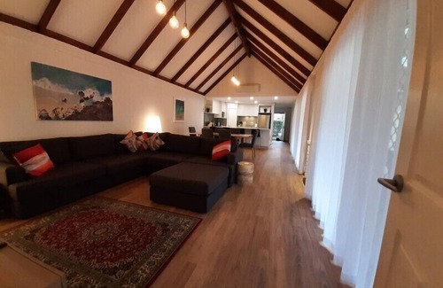 Dunsborough Villa | Villa Elanora - Beautifully executed recent renovation. Stylish and comfortable