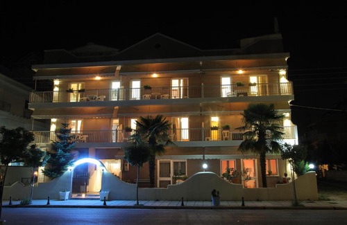 Olymbiaki Akti Apartment | Villa Elena