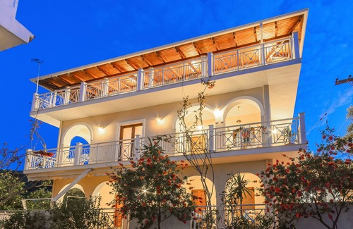 Alikanas Villa | Villa Eleni-2nd Floor Maisonette with Ocean panorama terrace for up to 4 people