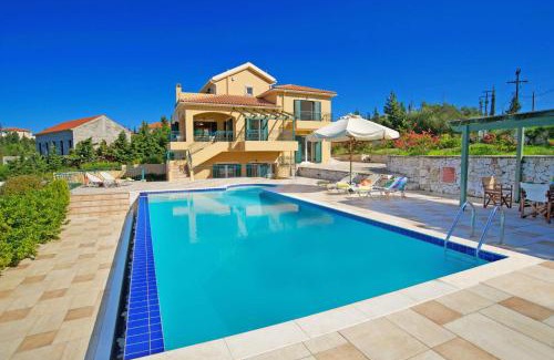 Fiskardo Villa | Villa Emelisse by Villa Plus