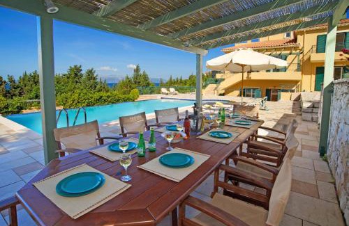 Fiskardo Villa | Villa Emelisse by Villa Plus
