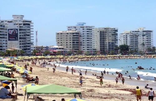 Santa Elena Villa | Villa en Ciudadela privada en Santa Elena