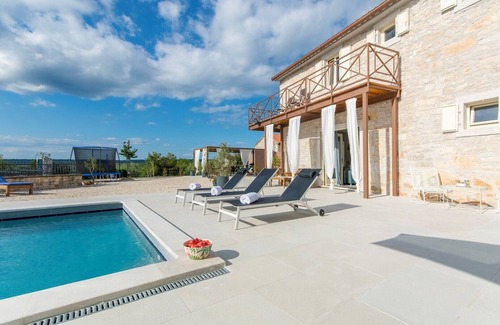 Selina Villa | Villa Famiglia in Sveti Lovrec