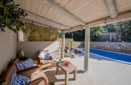 Barbat na Rabu Villa | Villa Fjaka - Charming villa with private pool, near the sea on Island of Rab