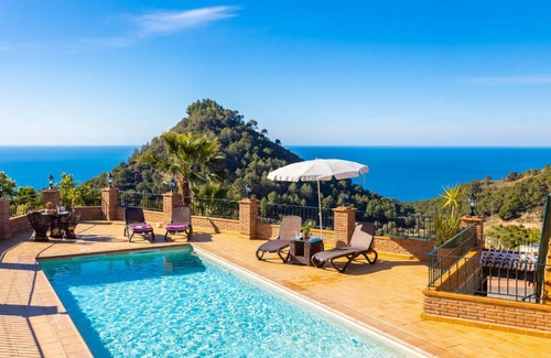 Nerja Villa | Villa Flores - Five Bedroom Villa, Sleeps 10